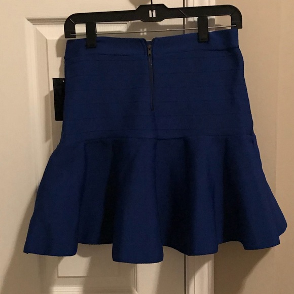 Blue skater skirt - Picture 2 of 3